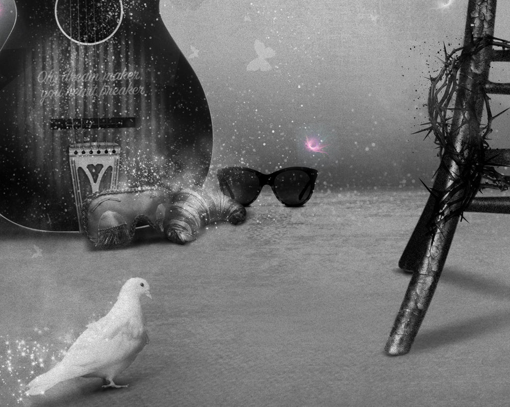 Free Spirit - Black & White (Breakfast at Tiffany's)